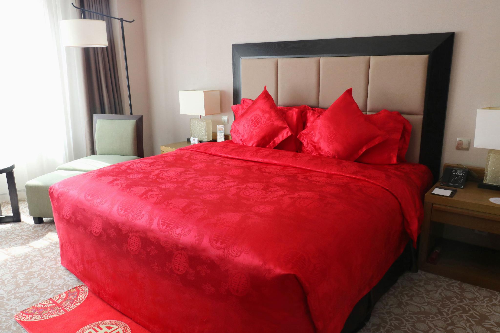 Jinse, King Bed