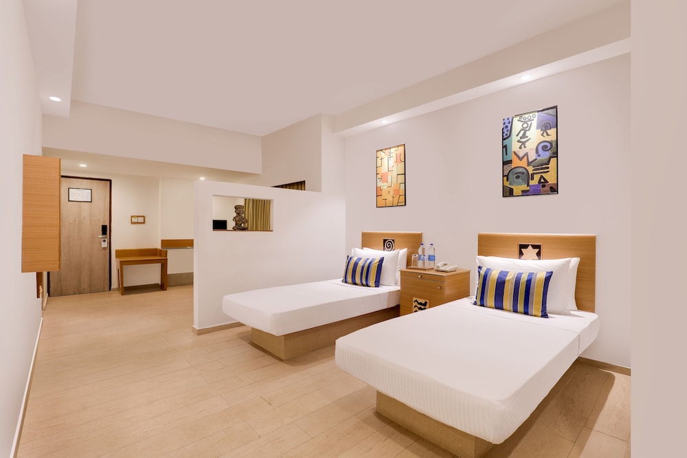 Lemon Tree Hotel Indore 17/57
