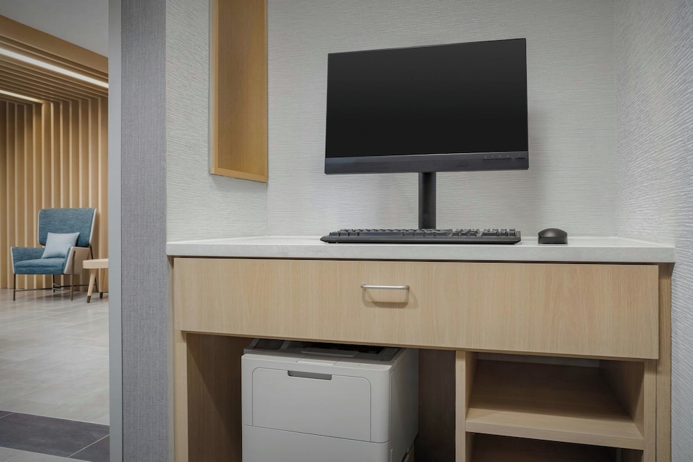 TownePlace Suites by Marriott Forney 26/37