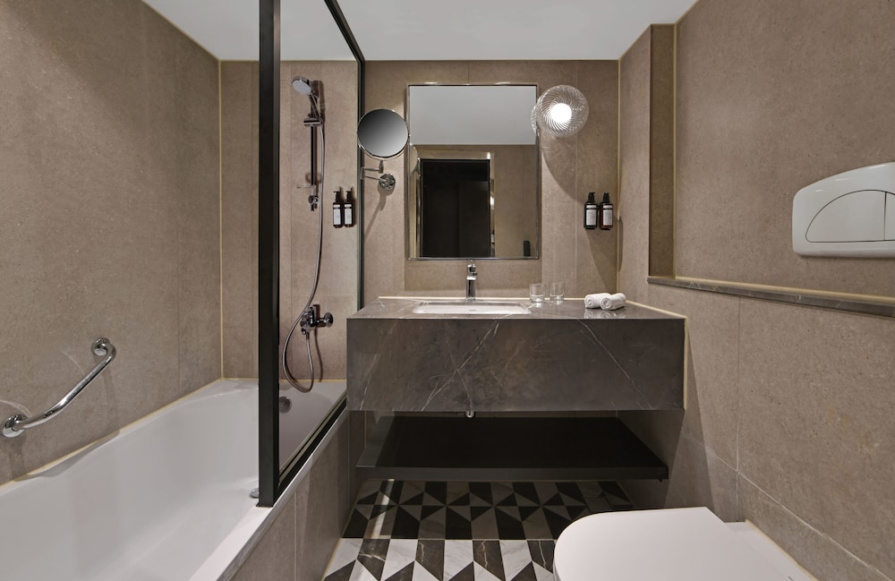 Movenpick MS Sunray 50/50