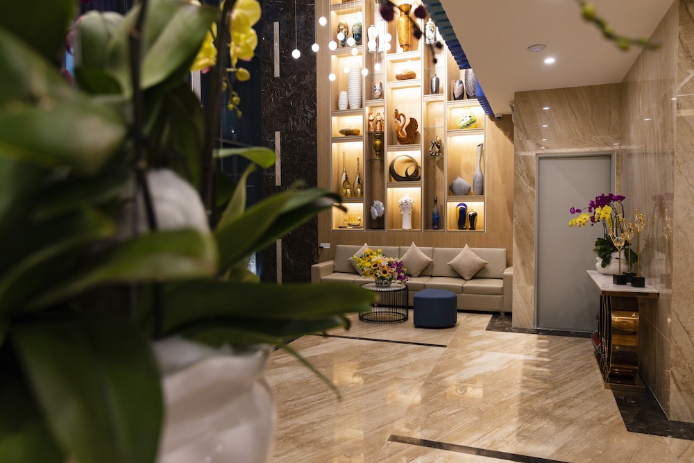 Lucky Sun Hotel 37/49