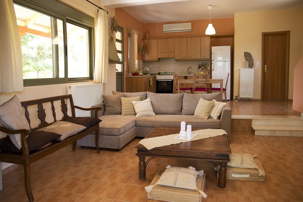 Agrotospita Country Houses 25/50