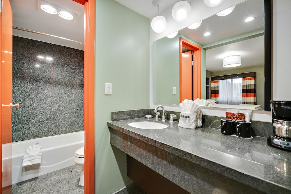 Scottsdale Parkview Resort 30/68