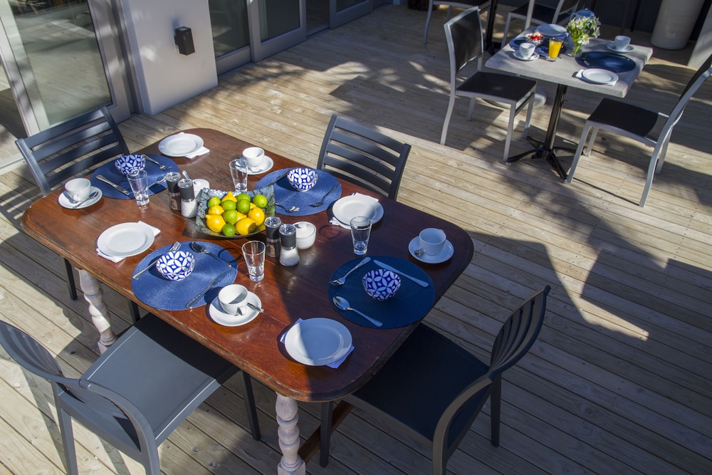 Ocean Bay Guest House 26/39
