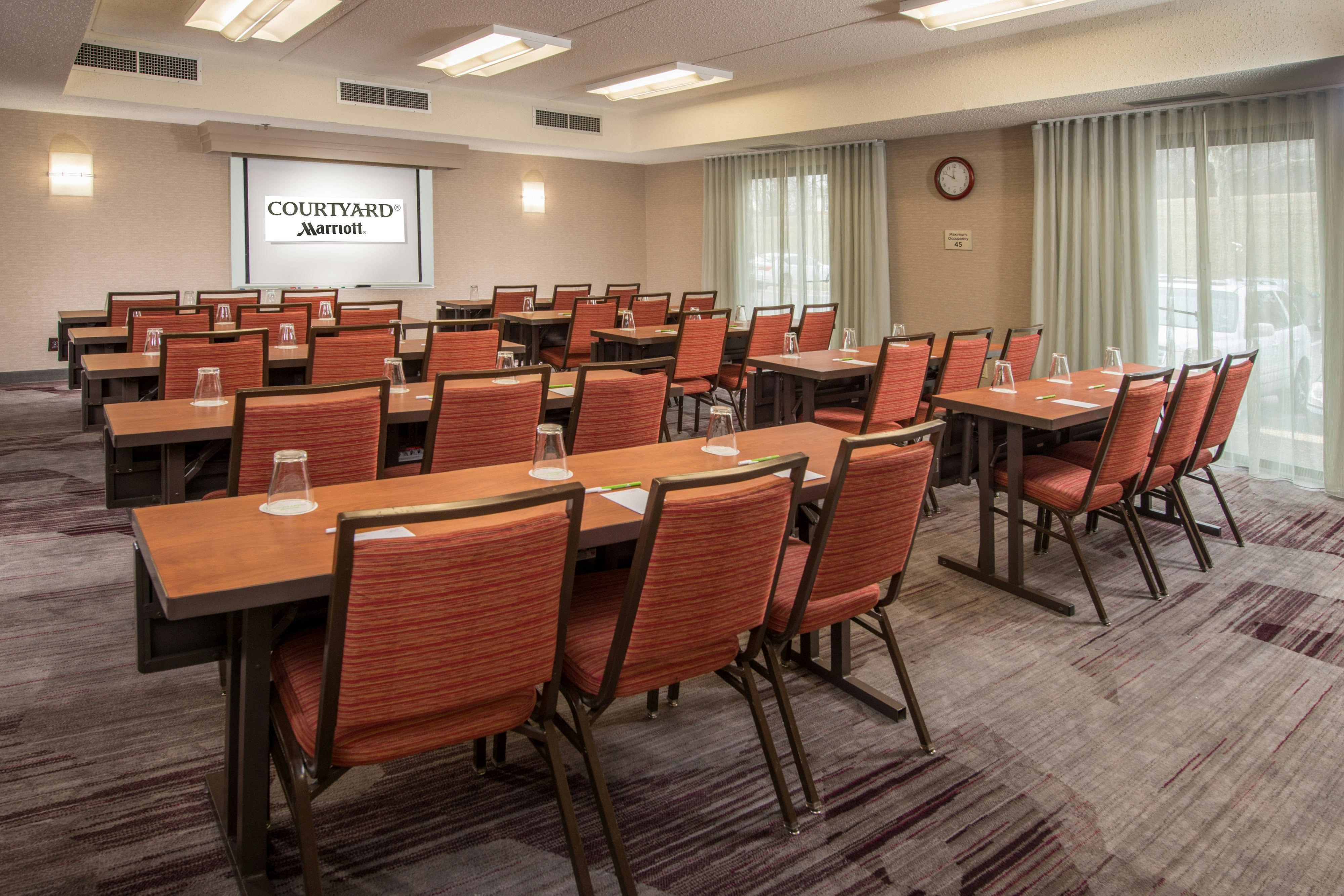 Courtyard by Marriott Baltimore BWI Airport 34/44