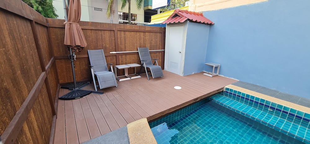Nirvana Boutique Suites 27/50