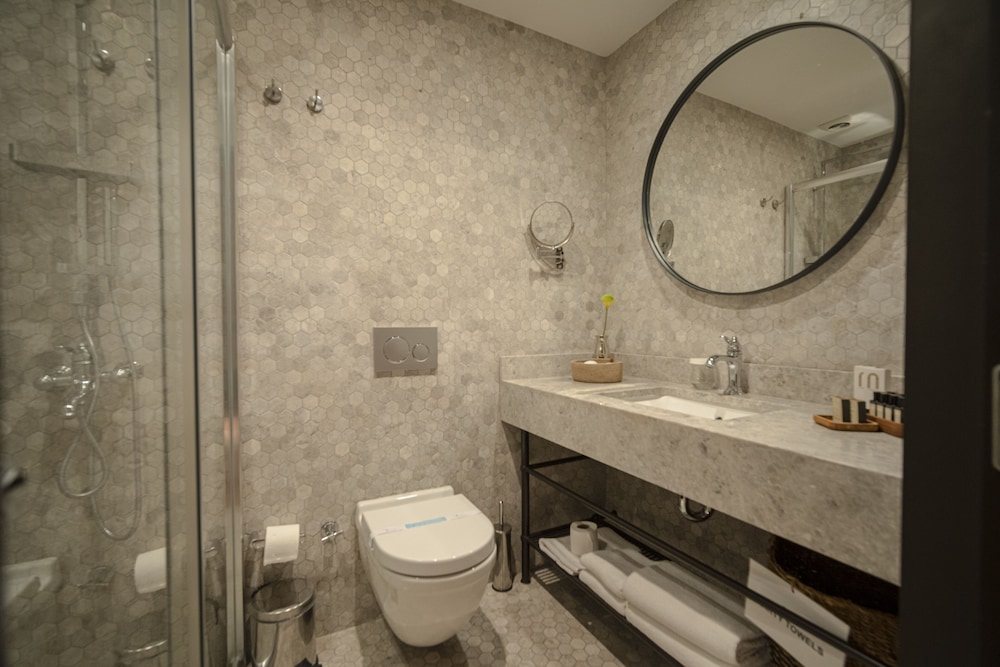 Han 1772 Hotel 40/48