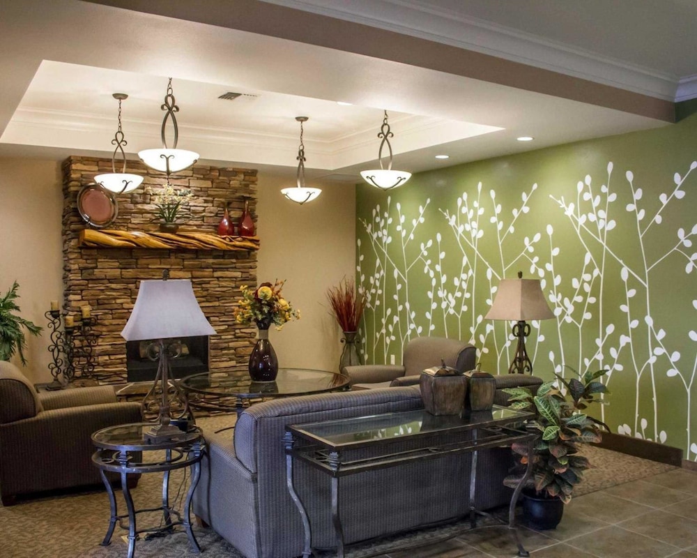 Sleep Inn and Suites Redmond, OR 14/34