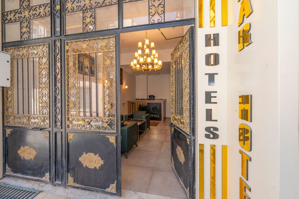 Bazaar Hotel Old City 2/20