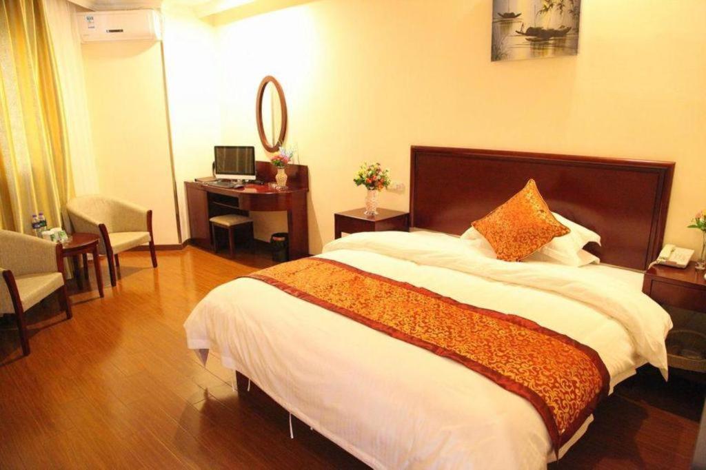GreenTree Inn Yixing Ding Shu JieFang East Road Express Hotel 9/27