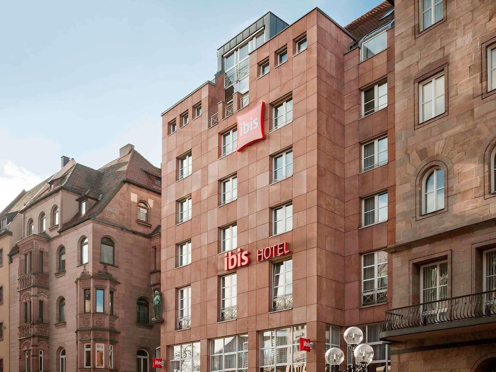 IBIS NUERNBERG ALTSTADT 4/66