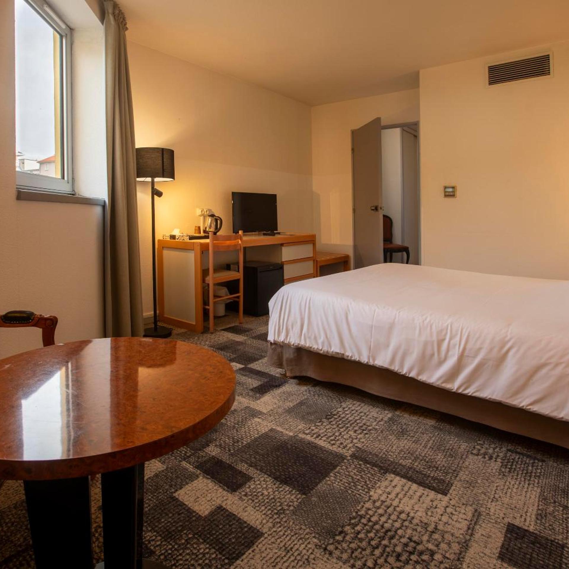 غرفة سوبيريور بسرير كينج، Hotel Paradis De Lourdes 3/10