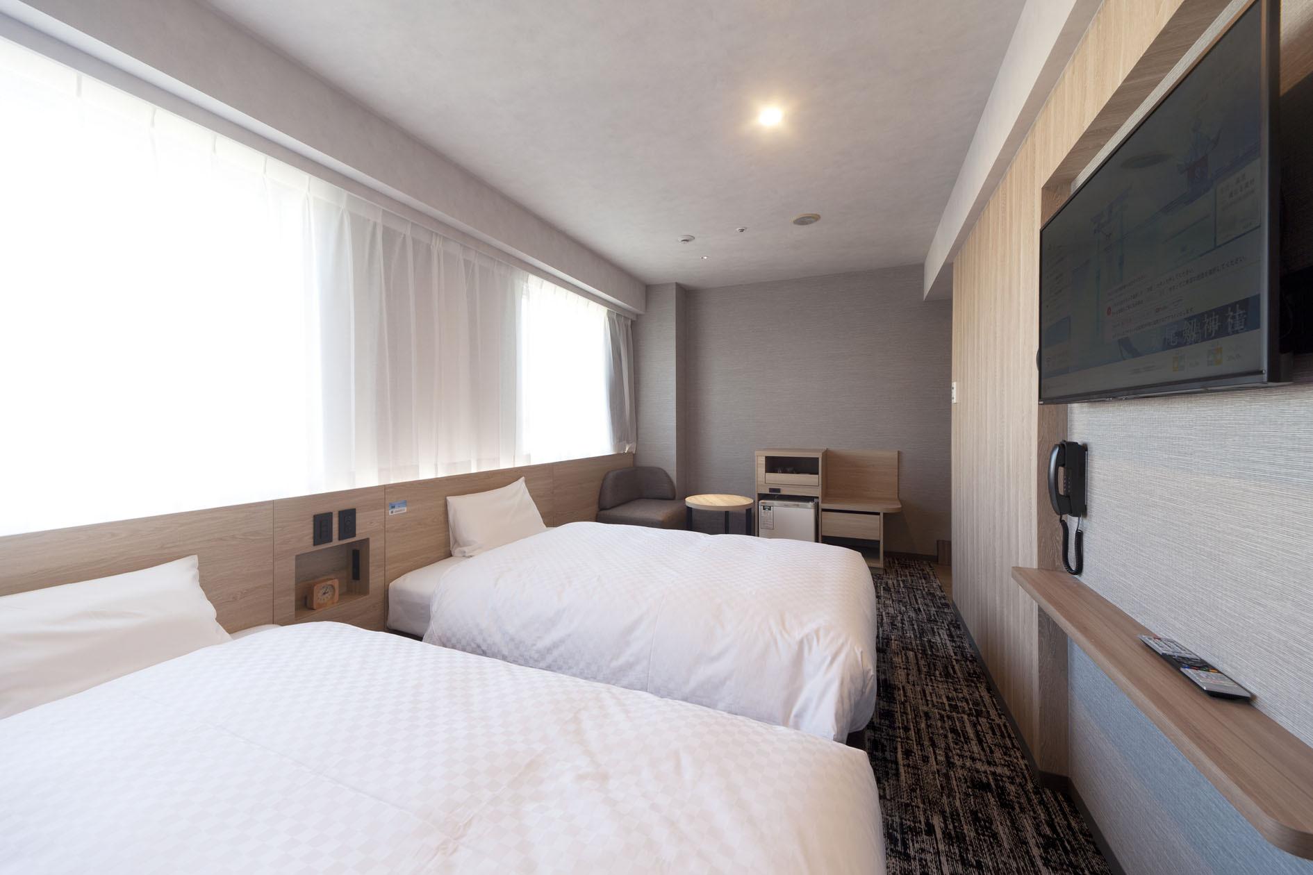 Standard, Twin Beds, Main Building