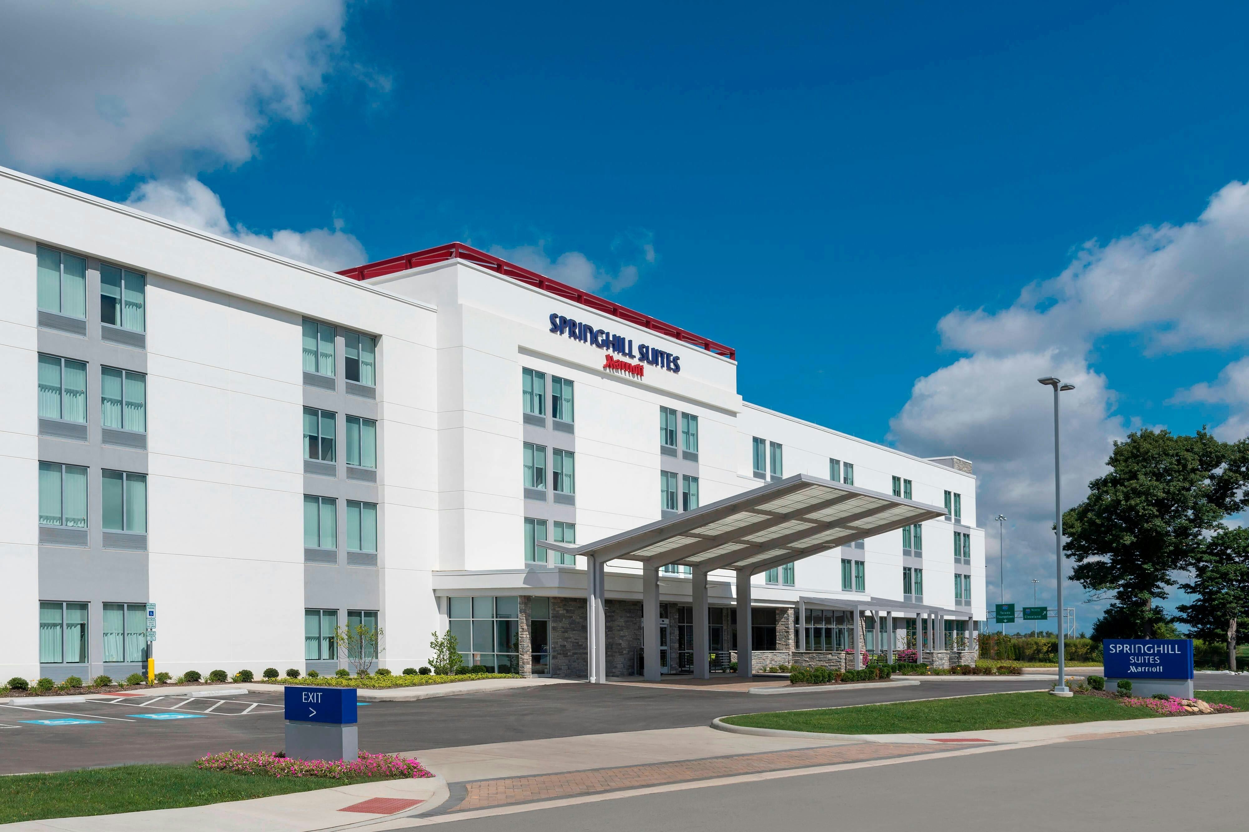 SPRINGHILL SUITES CLEVELAND INDEPENDENCE 16/16