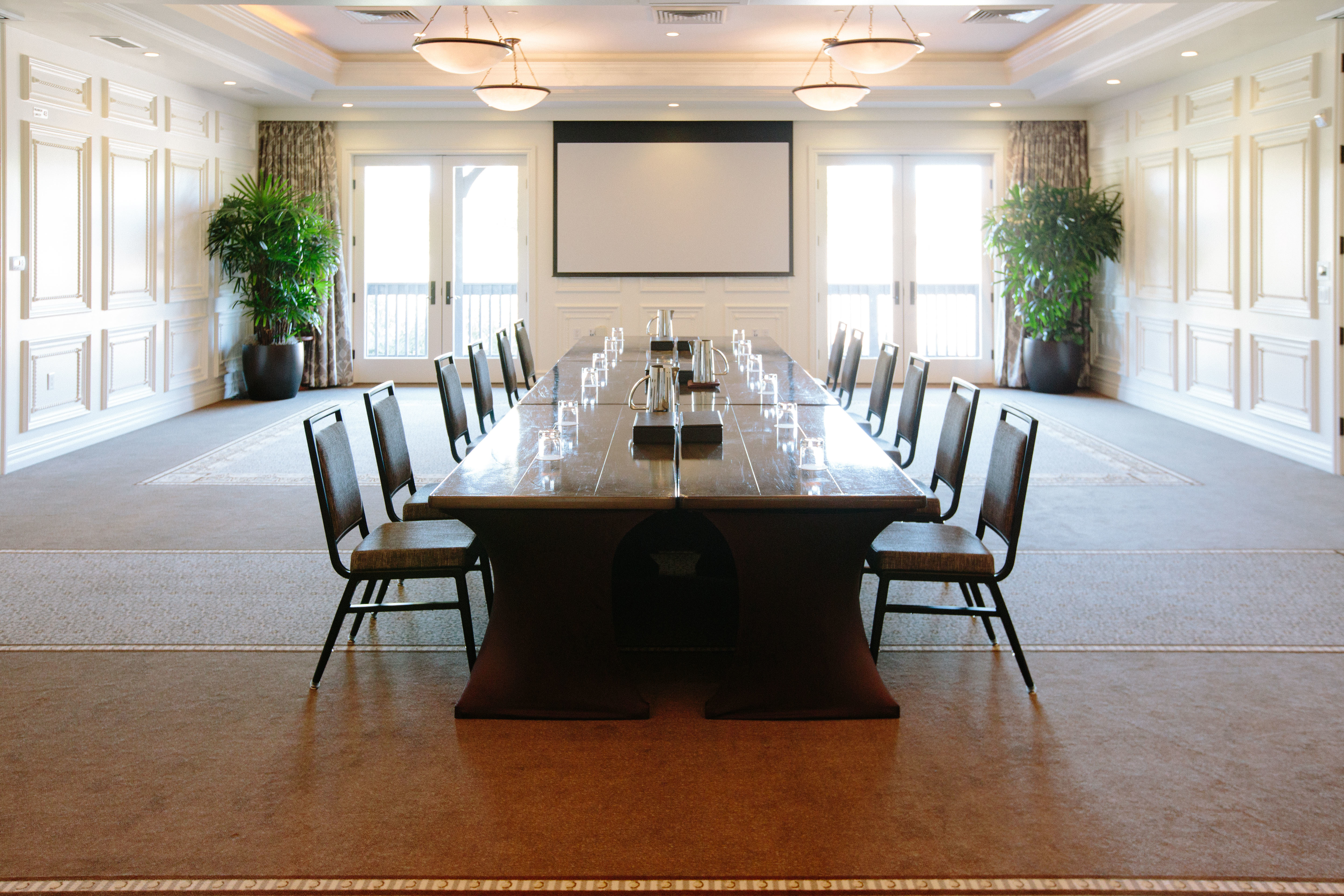 Hotel Yountville 60/69