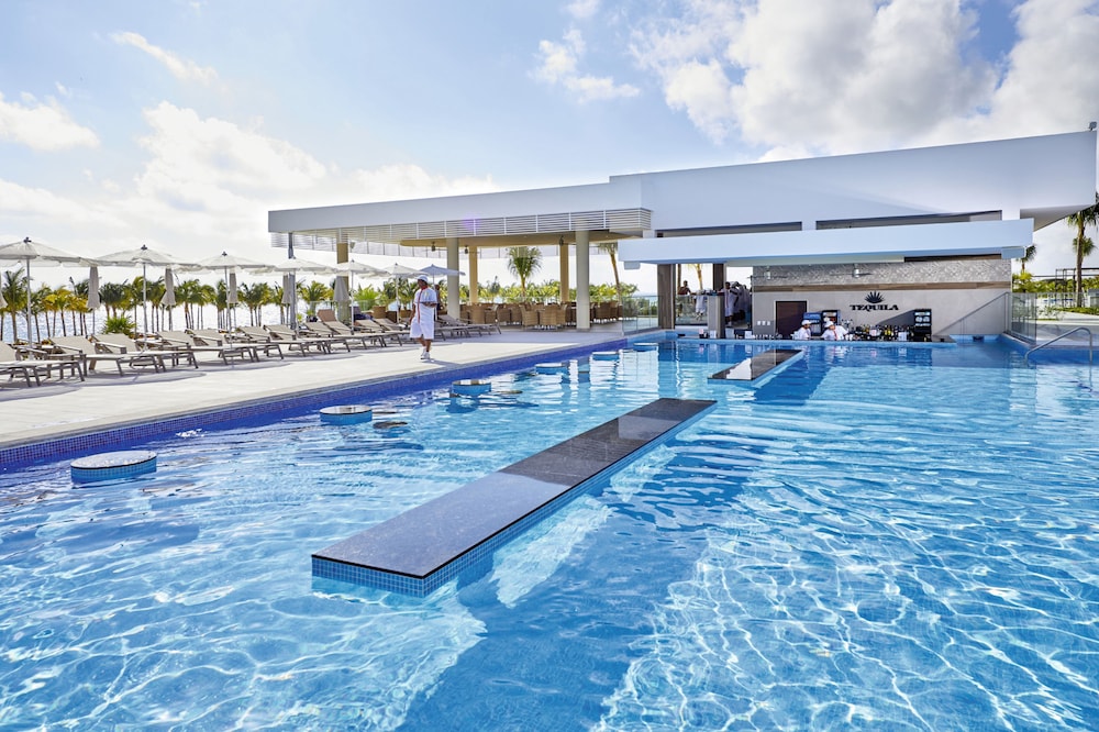Riu Palace Costa Mujeres All Inclusive 3/63