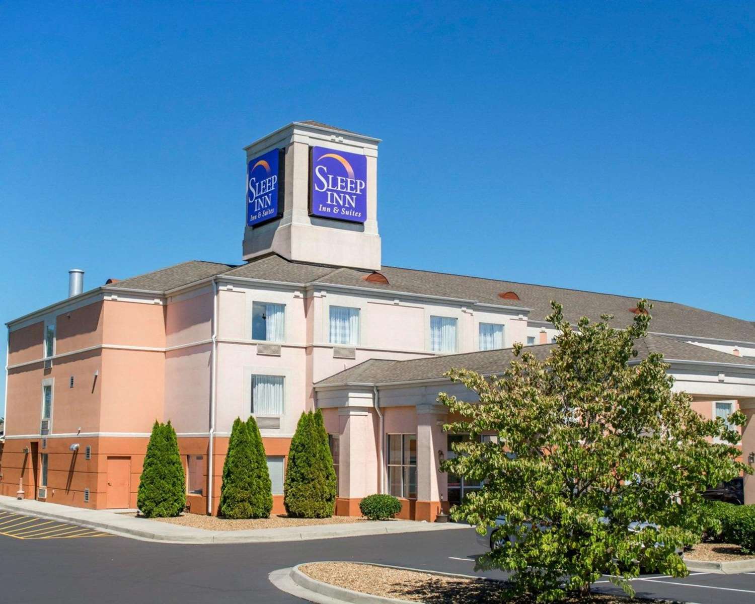 Wingate by Wyndham Dublin Near Claytor Lake State Park 2/38