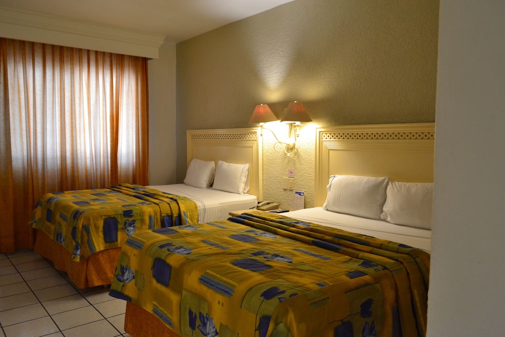 Hotel Maria Isabel 18/69