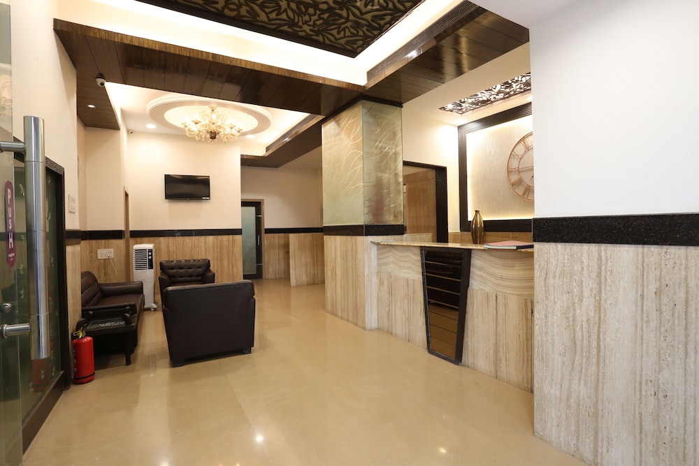 Kamran Residency 9/50