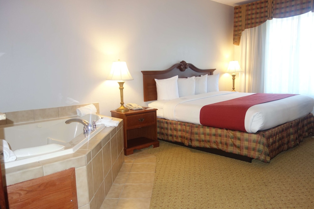 Country Inn & Suites by Radisson, Conyers, GA 6/37
