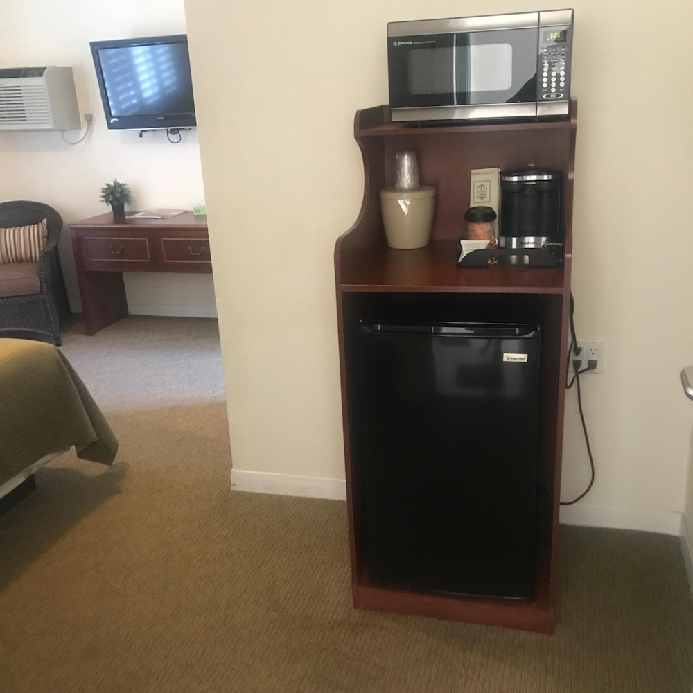 Bella Capri Inn 34/58
