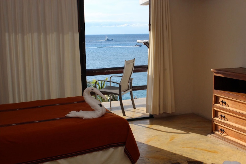 Blue Angel Resort 34/68