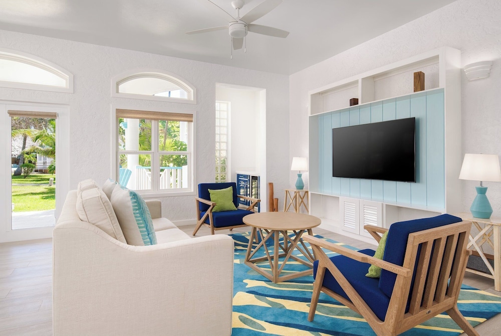 Margaritaville Beach Resort Ambergris Caye 32/50