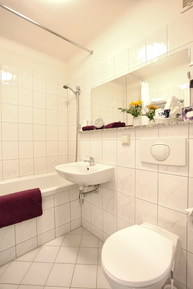 Soibelmanns Hotel Weimar 9/42