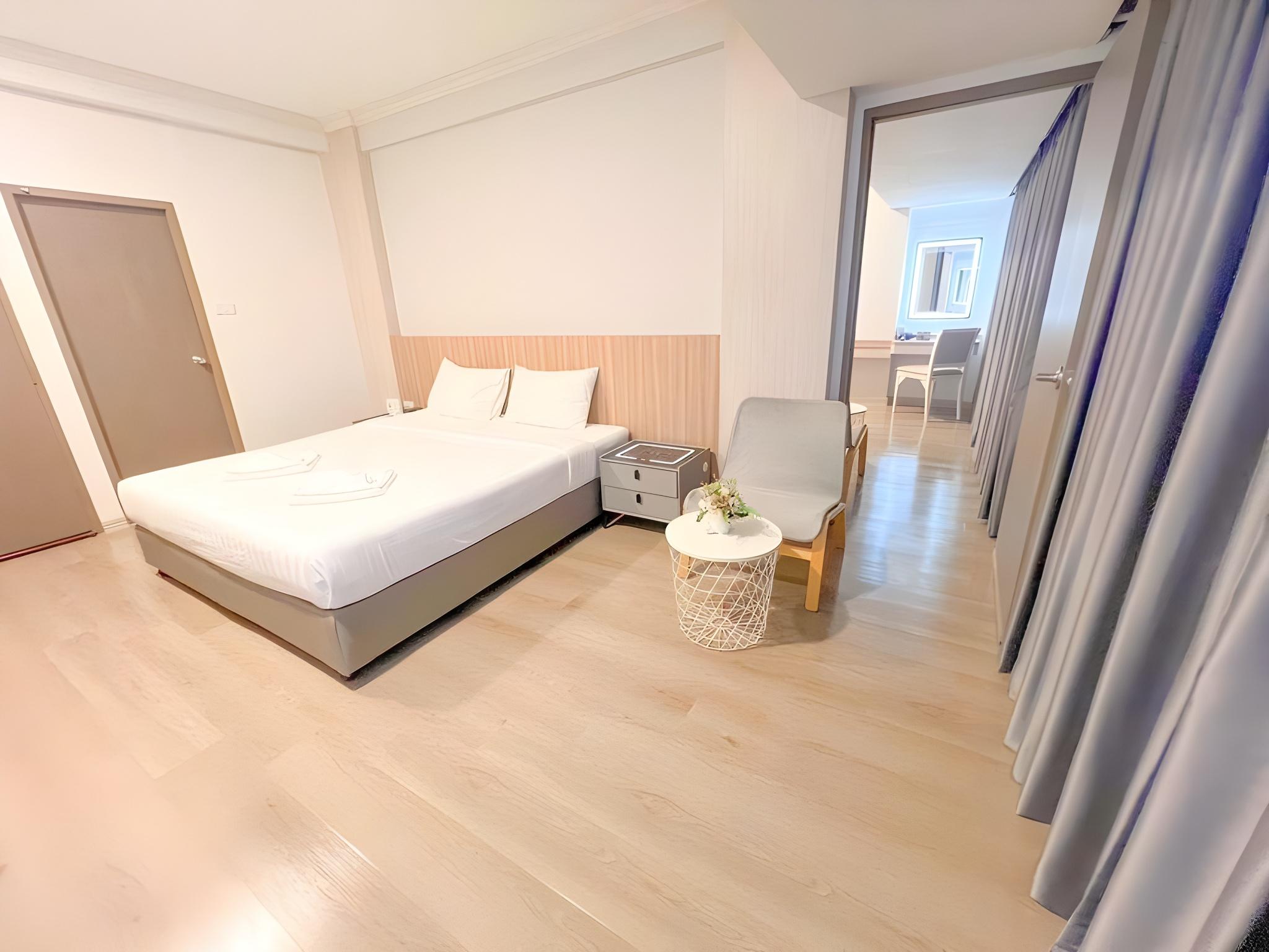 2 Bedrooms, Family, Quadruple, Single Bed