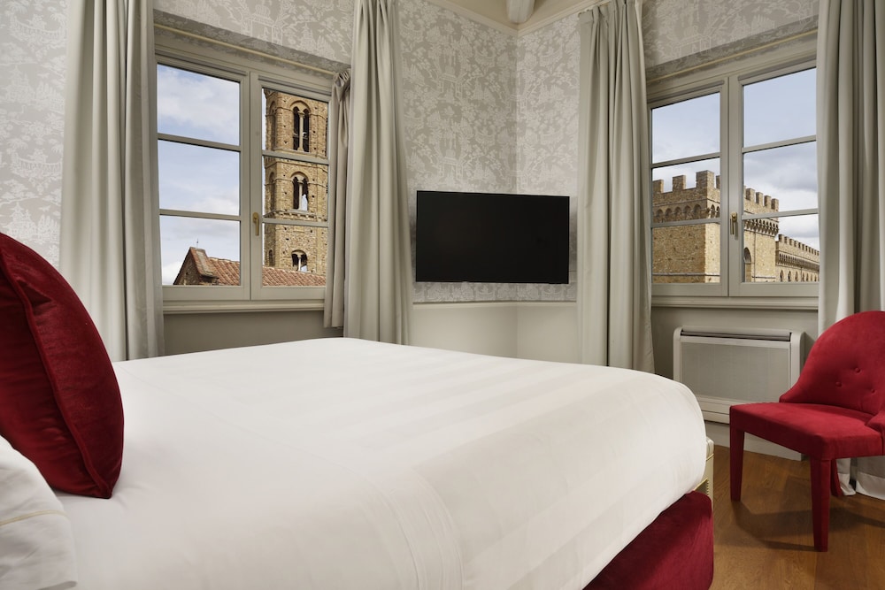 Hotel San Firenze Suites And Spa 26/75