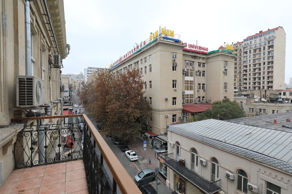 Azcot Hotel 43/45