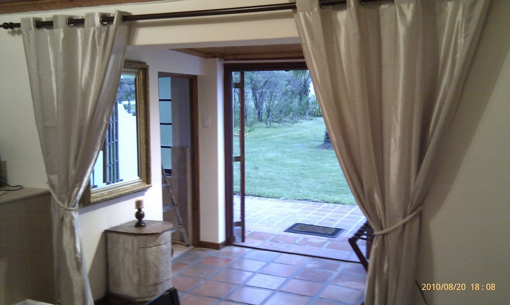 Orange-Ville Guesthouse 12/50