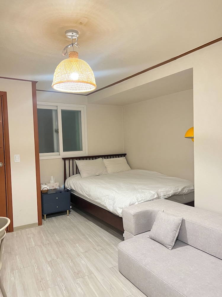JNINE Guest House 22/59