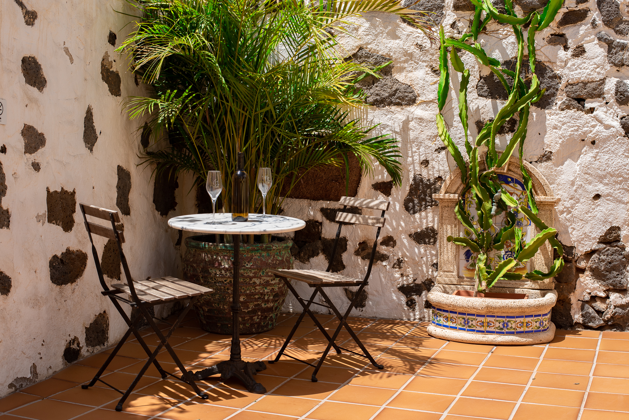 El Charco Suites 44/50