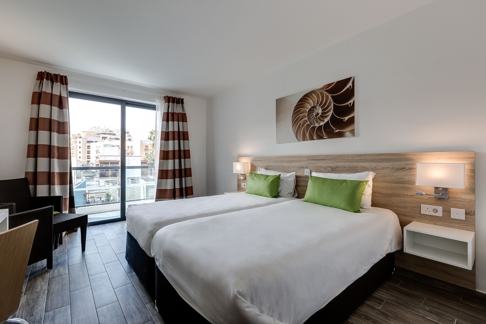 COMFORT, DOUBLE OR TWIN BED