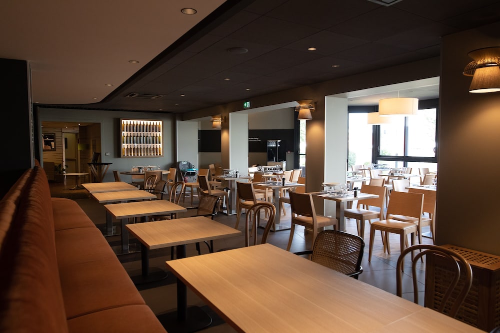 ibis Styles Clermont Ferrand Le Brezet Aeroport 58/69