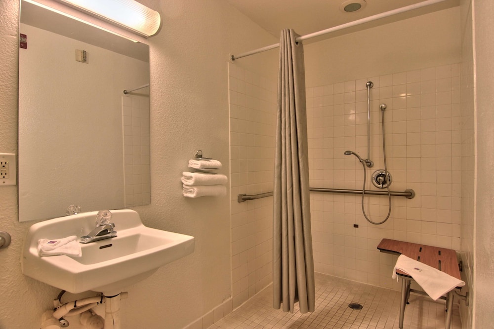 Motel6 Sacramento, CA - North 58/59