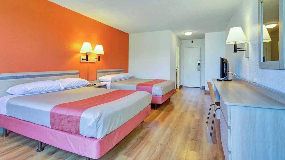 Motel6 Belmont, CA San Francisco Redwood City 25/61