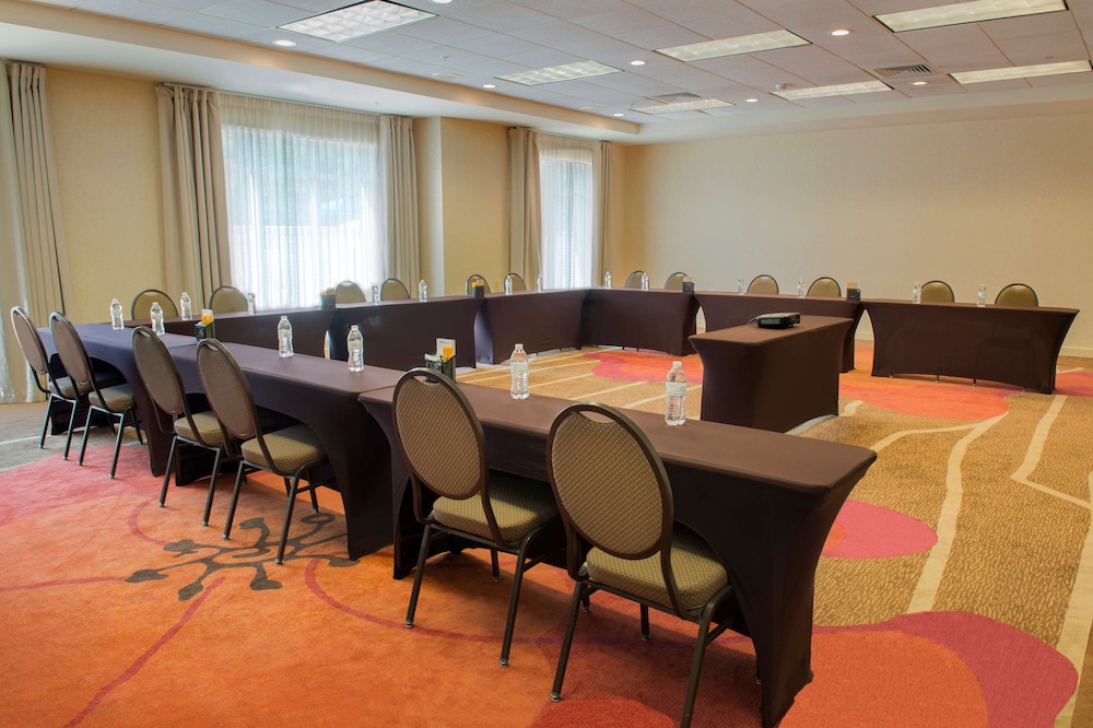 Hilton Garden Inn Rock Hill 53/77