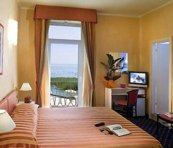 Hotel Europa 12/65