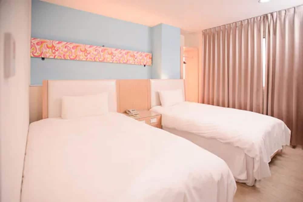 i-Deal Hotel 17/59