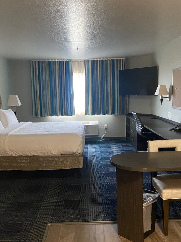 Extended Studio Hotel Ontario 8/36