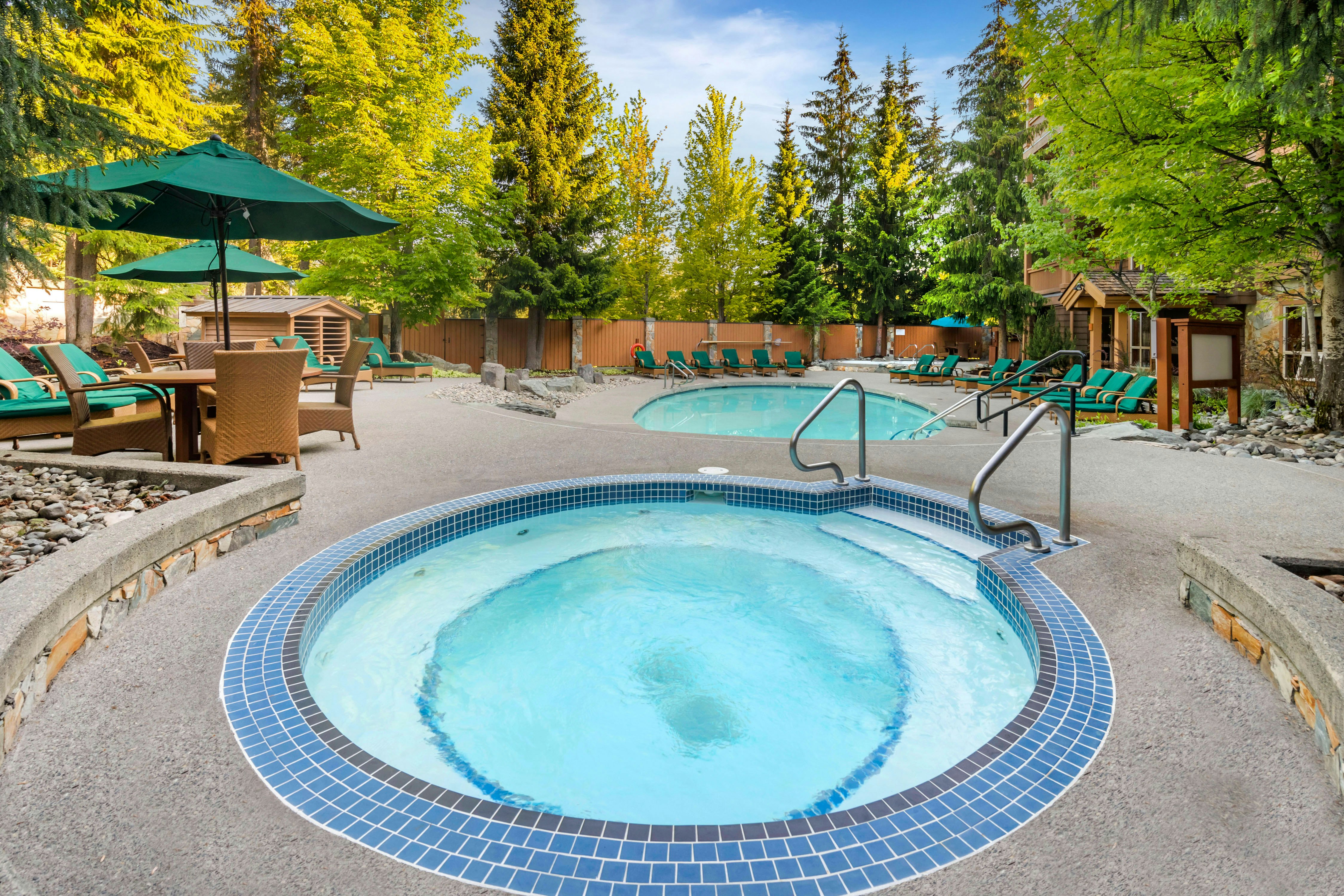 Hilton Grand Vacations Club Whistler (ex. Embarc Whistler) 52/59