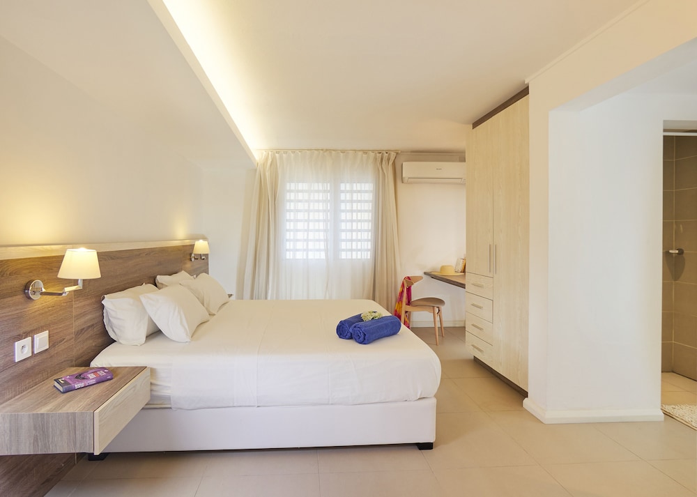 Le Beachclub Serviced Apartments And Villas 12/77