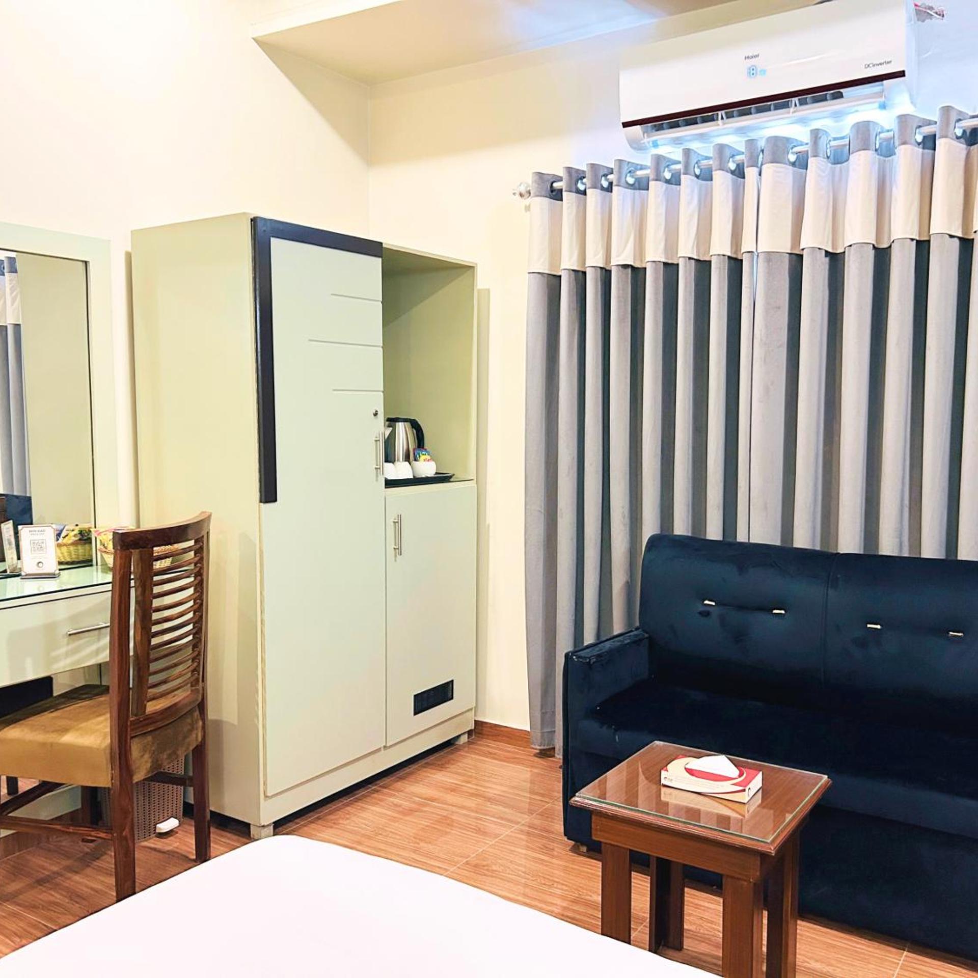 Hotel One University Sukkur 56/65