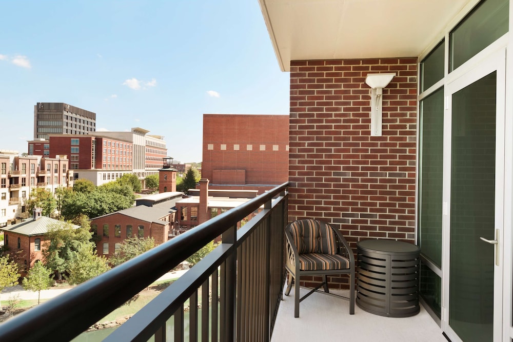 Embassy Suites By Hilton Greenville Downtown Riverplace 8/64