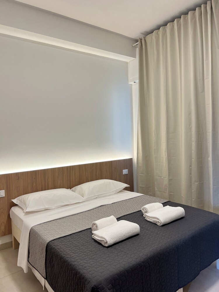 Hotel Brivio 15/39