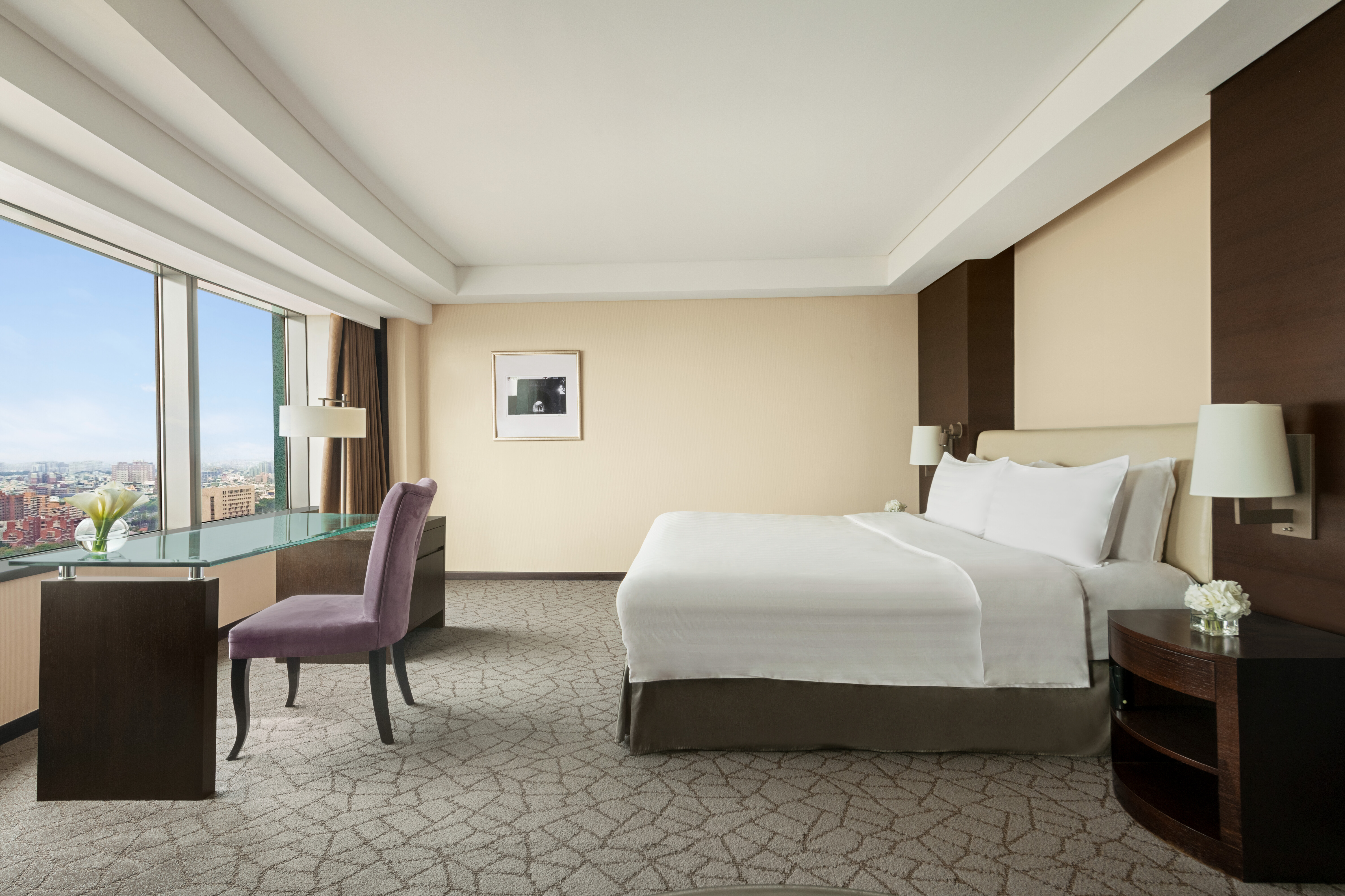 Horizon, Club, Deluxe, King Bed