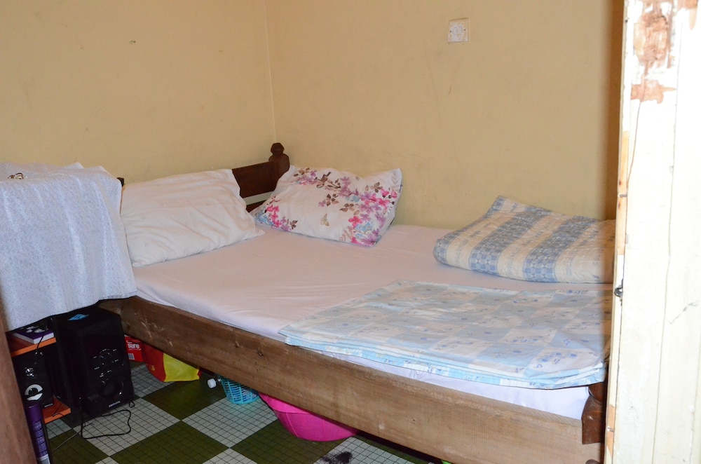 Keekorok Guest House 6/8