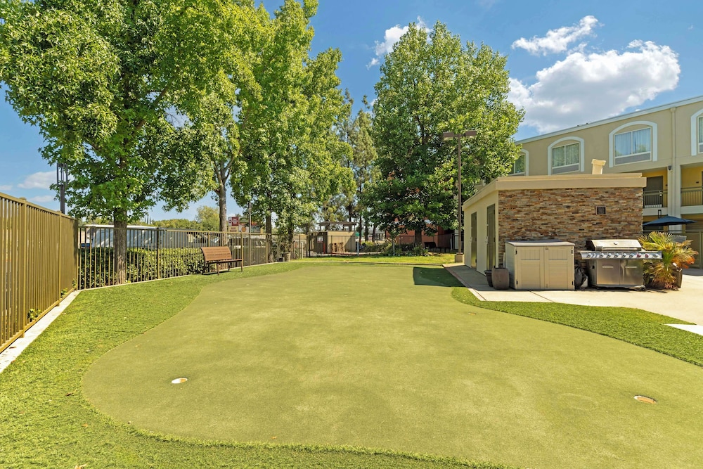 Best Western Plus Rancho Cordova Inn 57/63